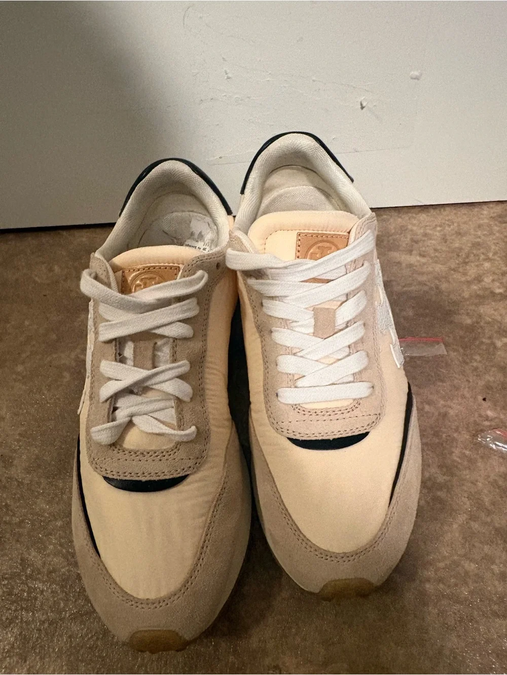 TORY BURCH DESTINY TRAINER SNEAKERS IN LEATHER/NYLON/SUEDE Size 7.5 Broken Lace